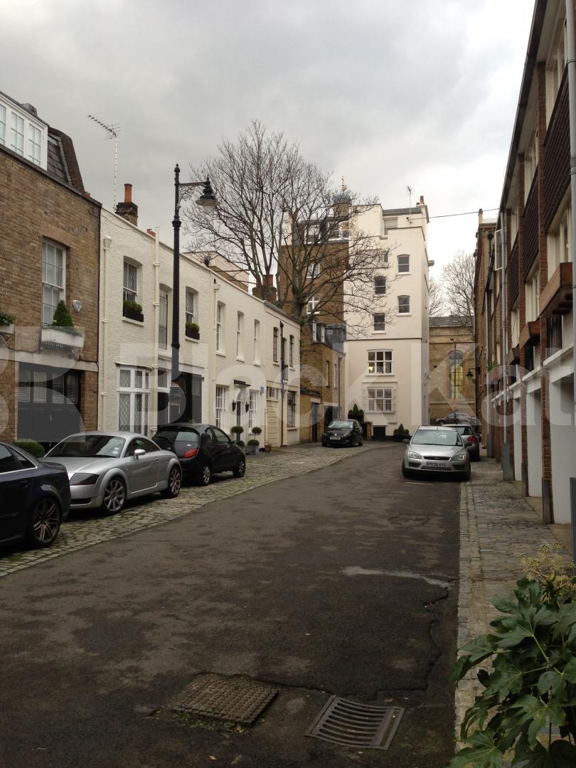 			NEW INSTRUCTION, 3 Bedroom, 1 bath, 1 reception Mews House			 Eaton Row, Belgravia